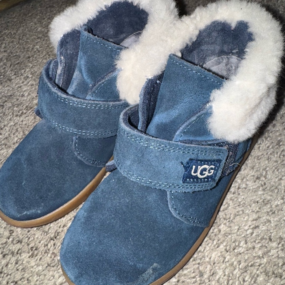 UGGs